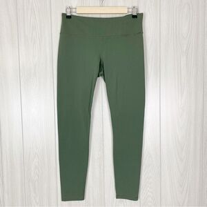 Prana | 7/8 Pillar Legging in Rye Green Size Large